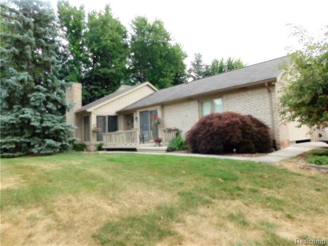 front view for 43058 W Kirkwood, Clinton Township, Mi. 48038