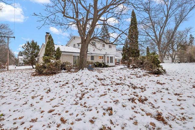 Builiding view eight for 18971 Eldorado, Southfield, MI. 48076