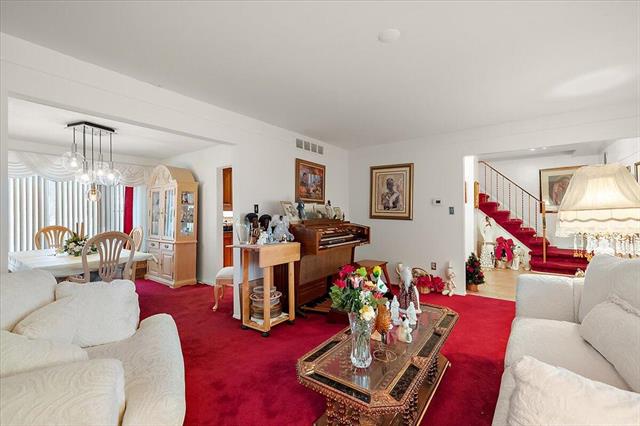 Builiding view eighteen for 18971 Eldorado, Southfield, MI. 48076