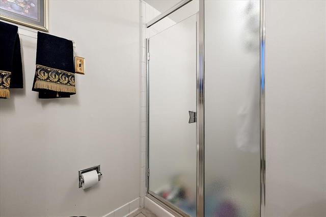 Builiding view fifty seven for 18971 Eldorado, Southfield, MI. 48076