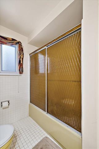 Builiding view forty five for 18971 Eldorado, Southfield, MI. 48076