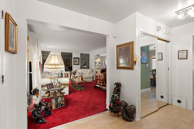 Builiding view fourteen for 18971 Eldorado, Southfield, MI. 48076