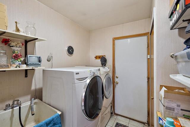 Builiding view thirty eight for 18971 Eldorado, Southfield, MI. 48076