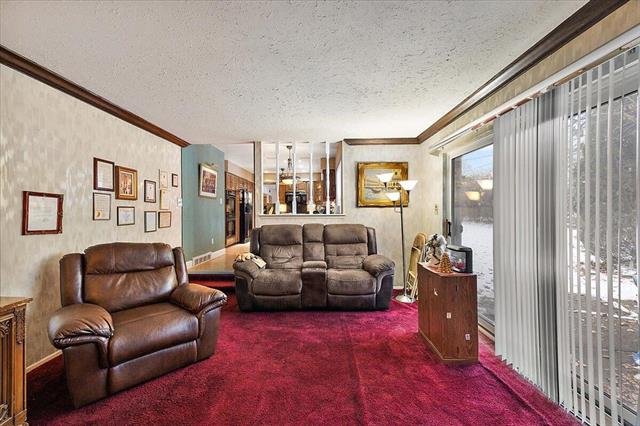 Builiding view thirty three for 18971 Eldorado, Southfield, MI. 48076