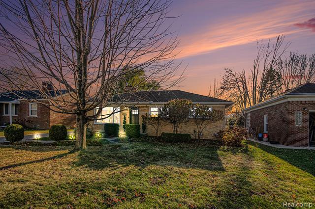 Builiding view one for 21820 Oconnor St, Saint Clair Shores, MI. 48080