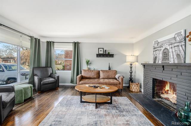 Builiding view seven for 21820 Oconnor St, Saint Clair Shores, MI. 48080