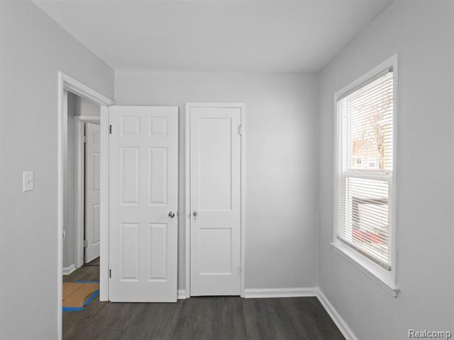 Builiding view eleven for 6736 Penrod St, Detroit, MI. 48228