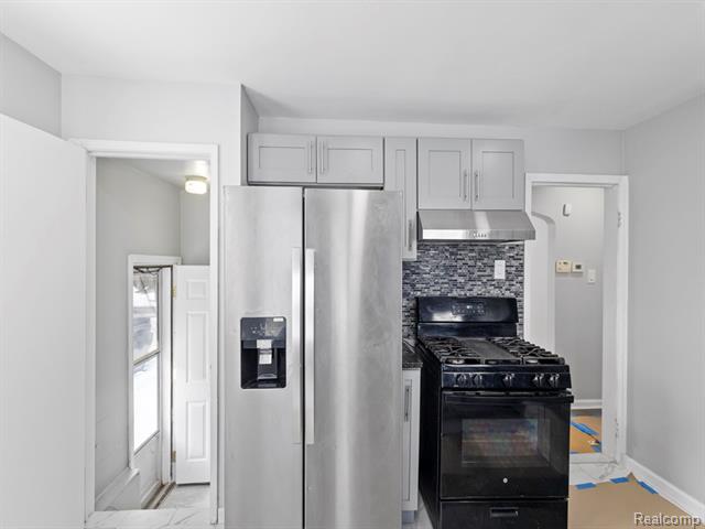 Builiding view seven for 6736 Penrod St, Detroit, MI. 48228