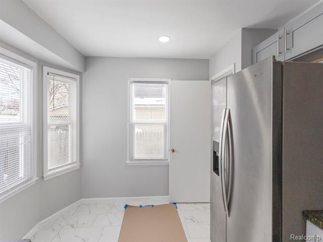 Builiding view six for 6736 Penrod St, Detroit, MI. 48228