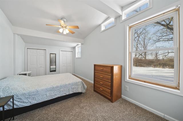 Builiding view eighty nine for 208 Glasgow, Jackson, MI. 49201