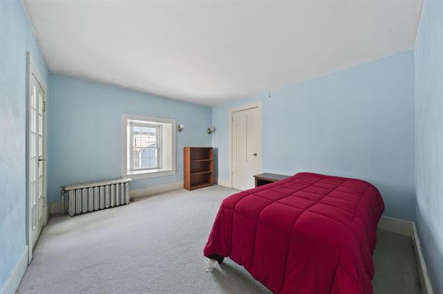 Builiding view thirty eight for 208 Glasgow, Jackson, MI. 49201