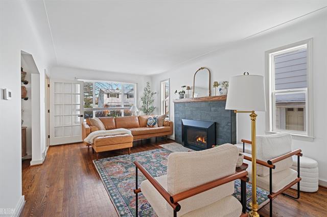 Builiding view seven for 2014 Harwood, Royal Oak, MI. 48067