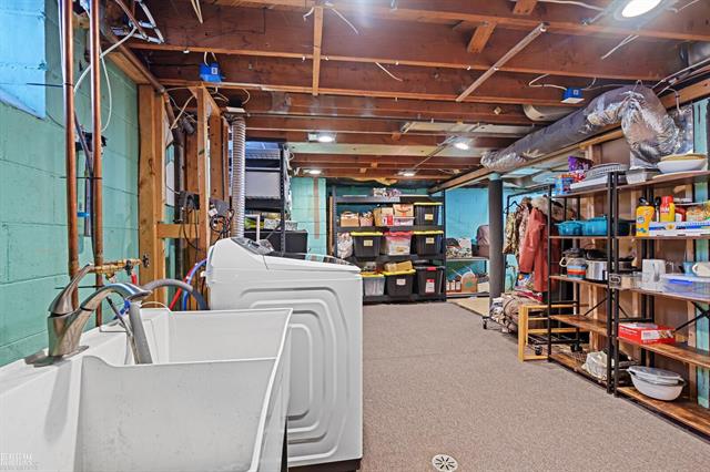 Builiding view twenty six for 2014 Harwood, Royal Oak, MI. 48067