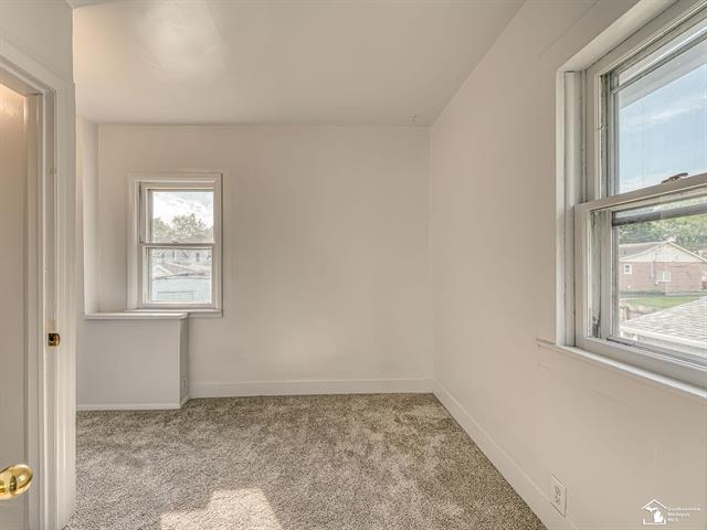 Builiding view sixteen for 518 Comstock, Adrian, MI. 49221