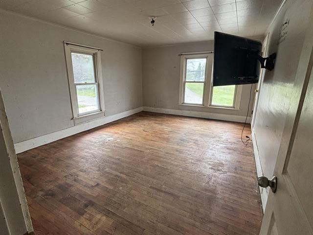 Builiding view seven for 245 Monroe St, Brooklyn, MI. 49230