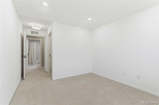 Builiding view fourteen for 5259 Twin Oaks Dr., Sterling Heights, MI. 48314