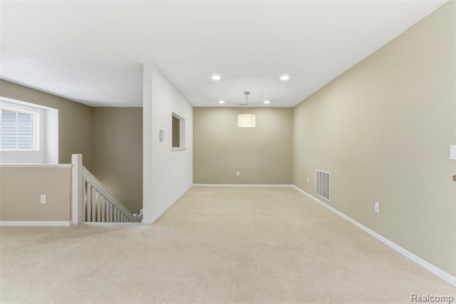 Builiding view six for 5259 Twin Oaks Dr., Sterling Heights, MI. 48314