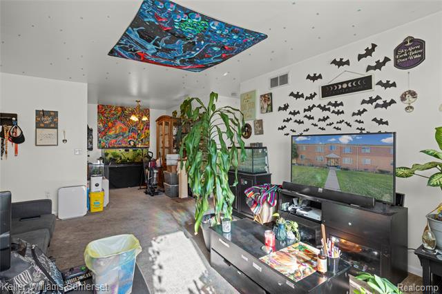 Builiding view six for 18574 Masonic, Fraser, MI. 48026