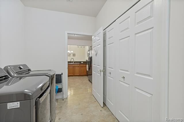 Builiding view ten for 26985 Carrington Pl, Harrison Township, MI. 48045