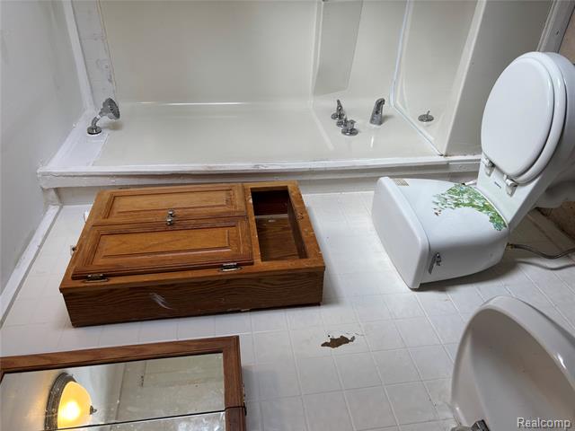 Builiding view fifteen for 1205 Stocker Ave, Flint, MI. 48503