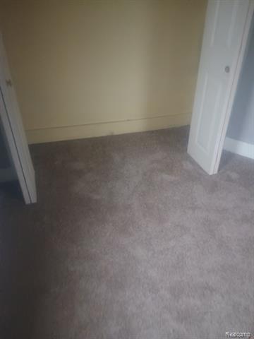 Builiding view nineteen for 1205 Stocker Ave, Flint, MI. 48503