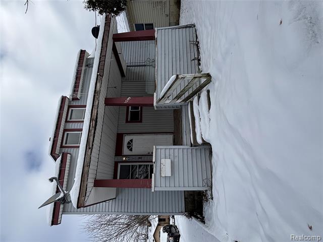 Builiding view one for 1205 Stocker Ave, Flint, MI. 48503