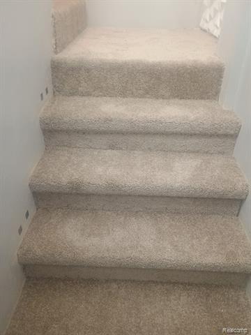 Builiding view ten for 1205 Stocker Ave, Flint, MI. 48503