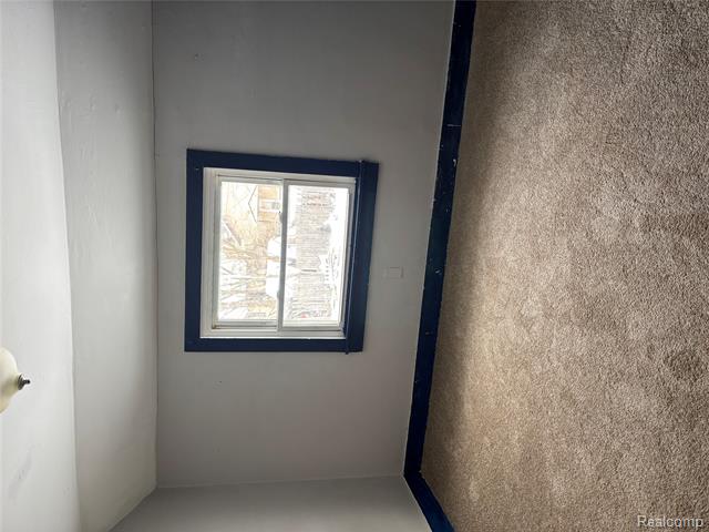 Builiding view twenty five for 1205 Stocker Ave, Flint, MI. 48503