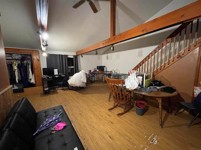 Builiding view five for 3240 Weigl Rd, Saginaw, MI. 48609