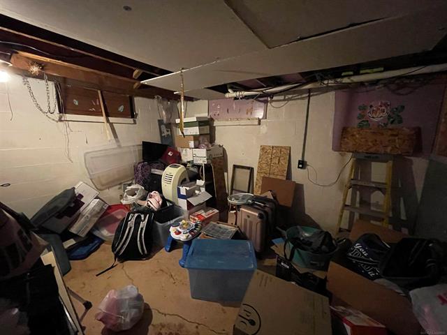 Builiding view fourteen for 3240 Weigl Rd, Saginaw, MI. 48609