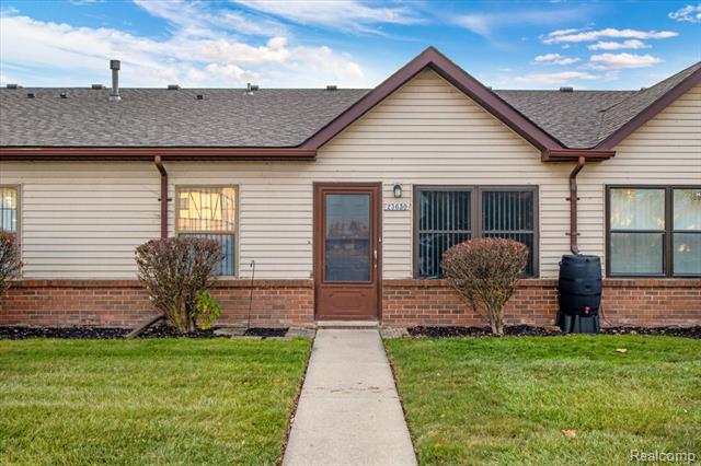 Builiding view four for 23650 Cottrell, Clinton Township, MI. 48035