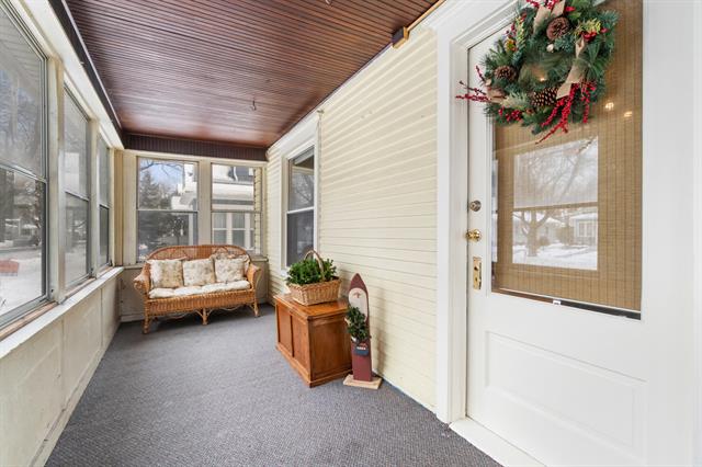 Builiding view five for 771 Randolph St, Jackson, MI. 49203