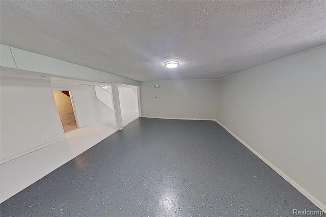 Builiding view forty three for 8401 7 Mile Road, Detroit, MI. 48221