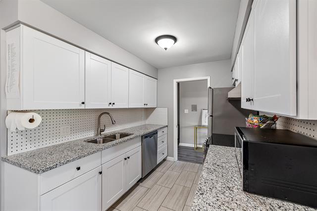 Builiding view five for 1991 Orleans, Detroit, MI. 48207