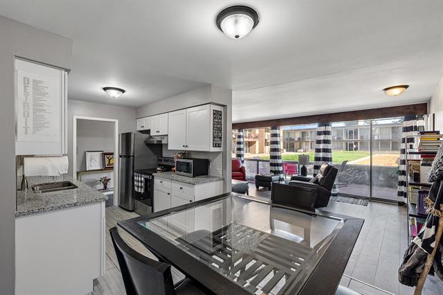 Builiding view four for 1991 Orleans, Detroit, MI. 48207