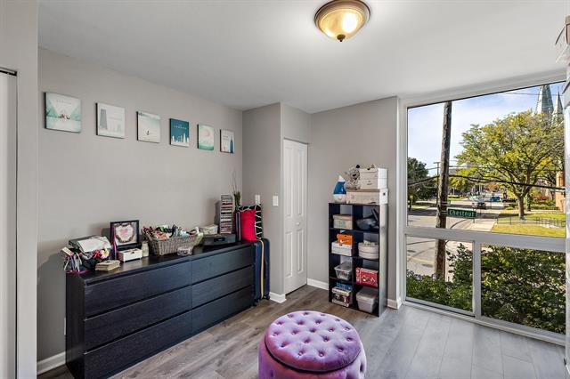 Builiding view seven for 1991 Orleans, Detroit, MI. 48207