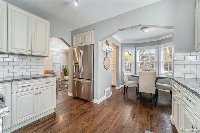 Builiding view six for 636 S Connecticut, Royal Oak, MI. 48067