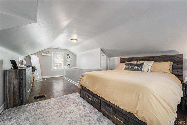 Builiding view twelve for 636 S Connecticut, Royal Oak, MI. 48067