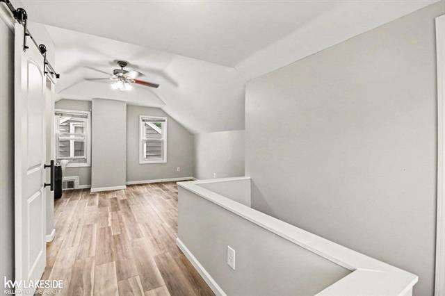 Builiding view twenty one for 605 S Campbell, Royal Oak, MI. 48067