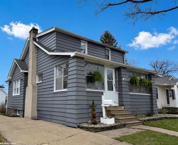 front view for 608 S Edgeworth Ave, Royal Oak, Mi. 48067