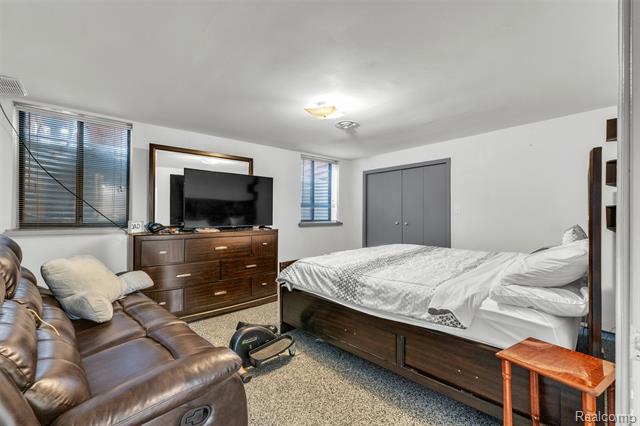 Builiding view fifty for 49285 Ashley Court, Utica, MI. 48315