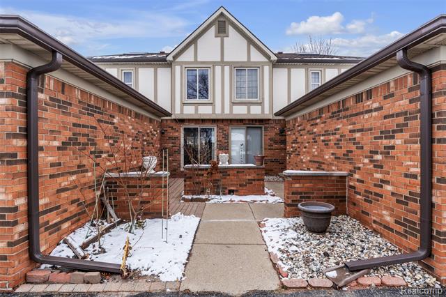 Builiding view four for 49285 Ashley Court, Utica, MI. 48315