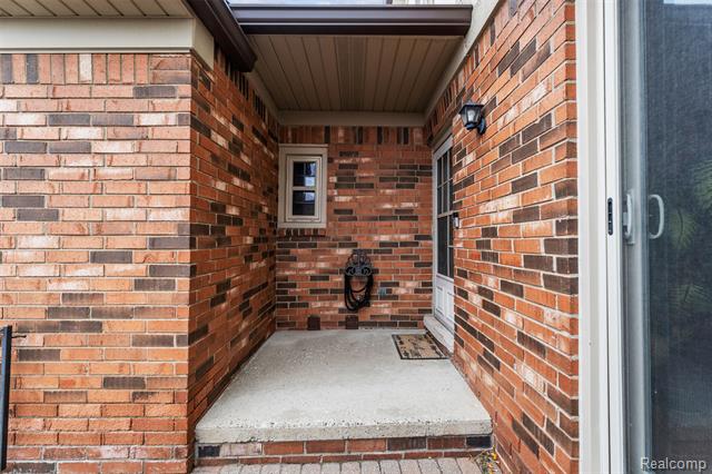 Builiding view six for 49285 Ashley Court, Utica, MI. 48315