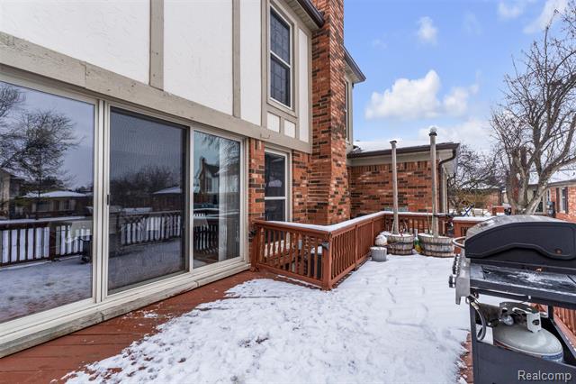 Builiding view sixty three for 49285 Ashley Court, Utica, MI. 48315