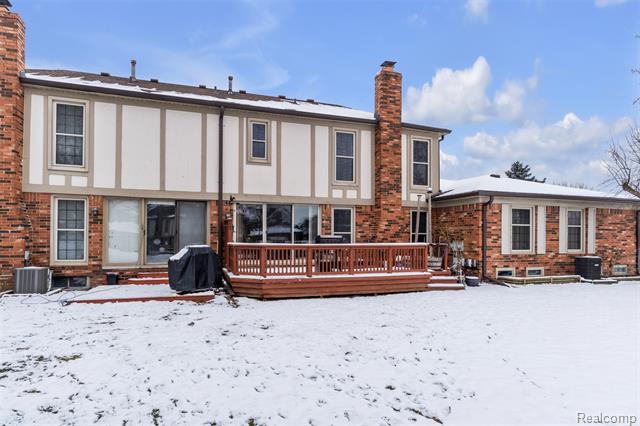 Builiding view sixty for 49285 Ashley Court, Utica, MI. 48315