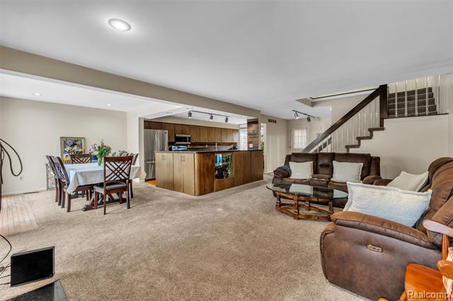 Builiding view thirteen for 49285 Ashley Court, Utica, MI. 48315