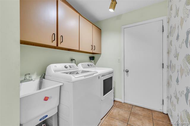 Builiding view thirty for 49285 Ashley Court, Utica, MI. 48315