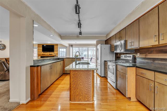 Builiding view twenty two for 49285 Ashley Court, Utica, MI. 48315