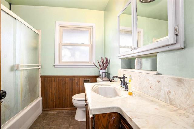 Builiding view eight for 5710 Houston Rd, Eaton Rapids, MI. 48827