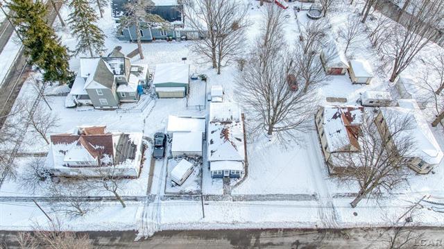 Builiding view twenty nine for 313 Rice, Adrian, MI. 49221